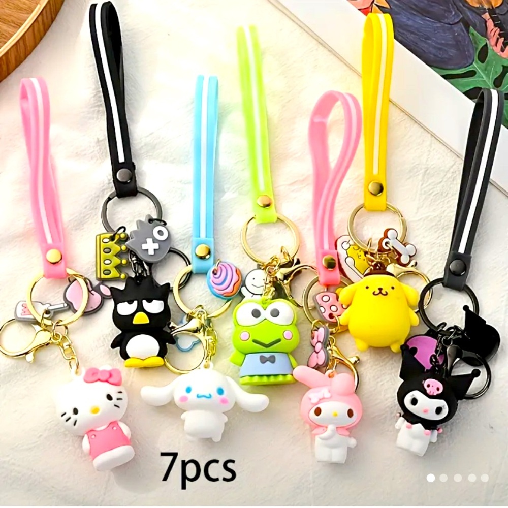 Sanrio Hello Kitty & Friends Charms Keychains 7pc Set Bag